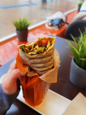 Lahmacun at Cigköftem in Hamburg