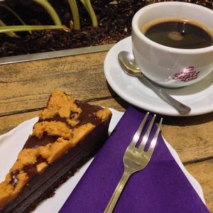 Chocolate peanut butter pie at Sweet Secret of Raw in Prague