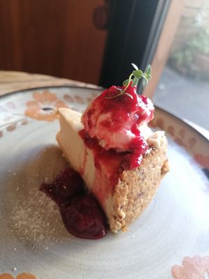 Vegan cheese cake at Phalam Cafe in Kyoto
