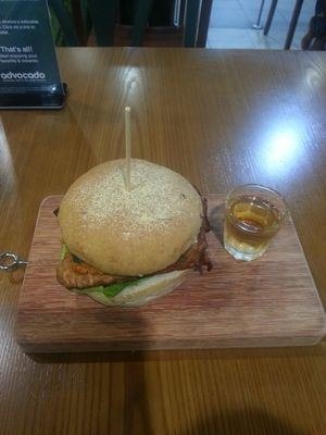 Burger at nomVnom Bistro - Clarke Quay in Central Singapore