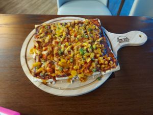 Chicken pizza at nomVnom Bistro - Clarke Quay in Central Singapore