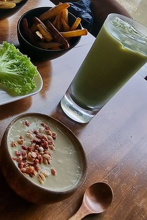 Iced matcha latte, Mixed sweet potato fries and Soy avocado smoothie bowl at nomVnom Bistro - Clarke Quay in Central Singapore
