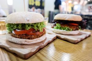 nom nom and tempelicious burger! at nomVnom Bistro - Clarke Quay in Central Singapore