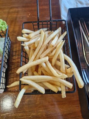 French fries at nomVnom Bistro - Clarke Quay in Central Singapore