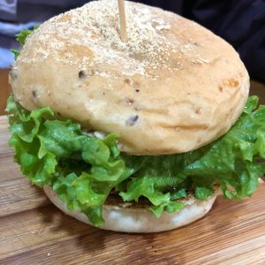 Burger at nomVnom Bistro - Clarke Quay in Central Singapore