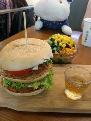 Always good to get some salad at nomVnom Bistro - Clarke Quay in Central Singapore