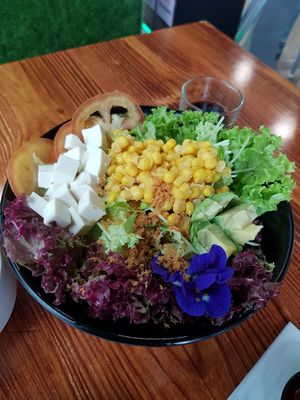 🌈 rainbow salad at nomVnom Bistro - Clarke Quay in Central Singapore