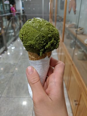 Matcha ice cream at nomVnom Bistro - Clarke Quay in Central Singapore