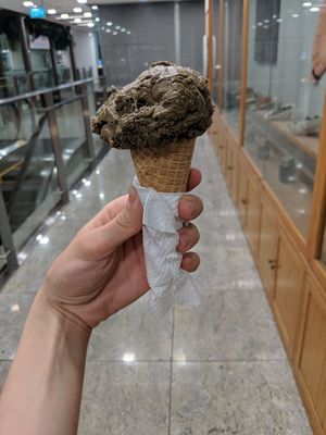 Hojicha ice cream at nomVnom Bistro - Clarke Quay in Central Singapore