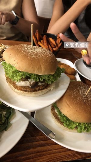 lions mane mushroom burgers 👍🏻👍🏻👍🏻 at nomVnom Bistro - Clarke Quay in Central Singapore