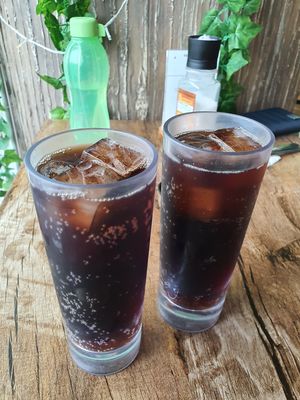 Rootbeer at nomVnom Bistro - Clarke Quay in Central Singapore