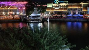 View of Clarke Quay. Very quiet during Covid-19 situation at nomVnom Bistro - Clarke Quay in Central Singapore