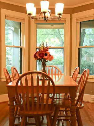 Dining Room at Tuxedo Cat Bed and Breakfast in Ithaca