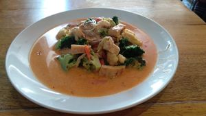 Verduras al curry con coco at La Carotte Qui Rit in Koh Tao