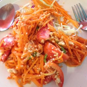 carrot salad at La Carotte Qui Rit in Koh Tao