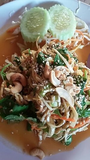 banana flower salad at La Carotte Qui Rit in Koh Tao