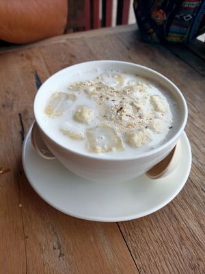 Banana with coconut milk ( careful, it is hot) at La Carotte Qui Rit in Koh Tao