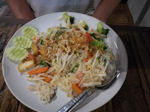 Pad thai at La Carotte Qui Rit in Koh Tao