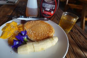 Pancake with banana and mango. at La Carotte Qui Rit in Koh Tao