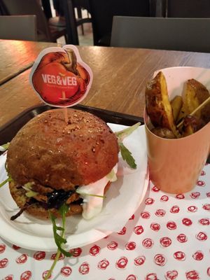 Burger and fries at Veg & Veg in Florence