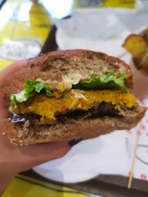 Hamburger siciliano veg at Veg & Veg in Florence