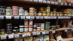  at Naturalia - Beaubourg in Paris