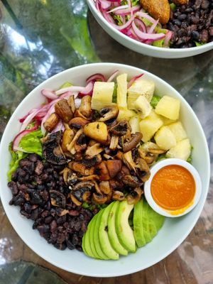 Guanaco Bowl at Soya Nutribar in San Salvador