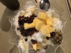 Shaved ice dessert at Pidoa Nature in Phnom Penh