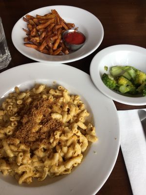 Crispy fries +the brocoli from the mac on the side at Veganized in New Brunswick