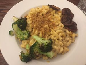 Mac n cheeze at Veganized in New Brunswick