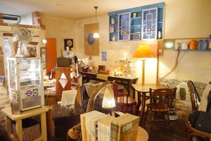 Dining area at Hiruneko Shokudou in Itoshima