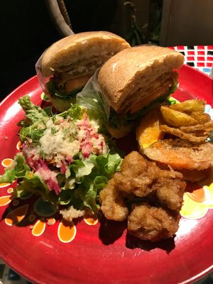 delicious! at Hiruneko Shokudou in Itoshima