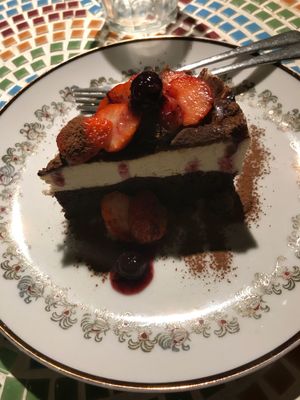 coconut chocolate cake at Hiruneko Shokudou in Itoshima