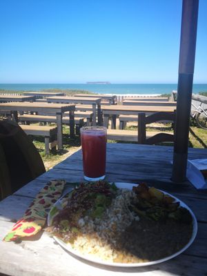 Vegan Lunch facing the ocean at Baruc Natural in Florianopolis