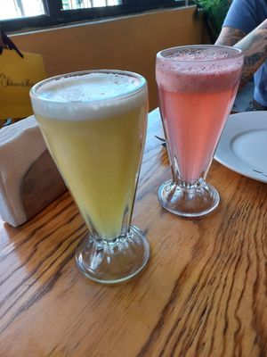 Pineapple & Strawberry water. Very good & fresh. at India Town in Mexico City