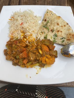 Vegetable curry, pilau rice and naan  at Spice Hut in Quesada