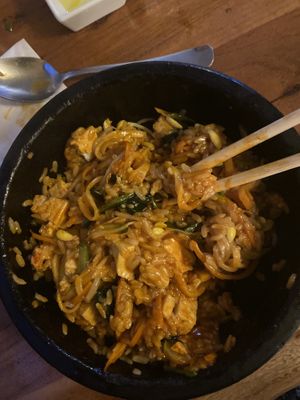 hot stone bibimbap tofu no egg  at Momoyaki in Gainesville