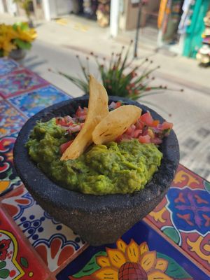 Guacamole & Pico at Jazmin in San Jose Del Cabo
