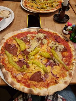 Möchtegernsalami at Vistro in Hamburg