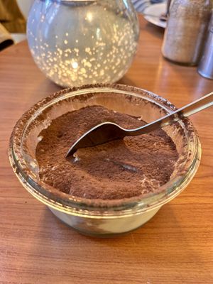 Tiramisu mit Amaretto  at Vistro in Hamburg