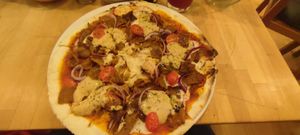 Pizza Istanbul at Vistro in Hamburg