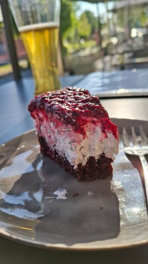 Torte 🎂 at Vistro in Hamburg