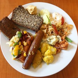 A plate from the brunch buffet at Vistro in Hamburg