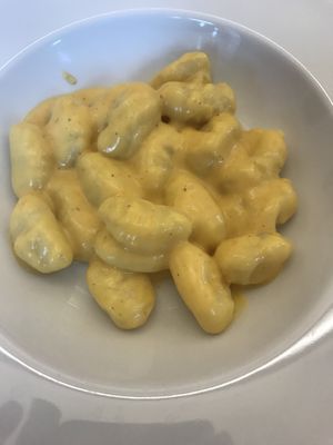 Gnocchi mit Käsesoße / gnocchi with cheese sauce at Vistro in Hamburg