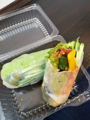 Da się zjeść, ale nie posiedzi at The Root in Wroclaw