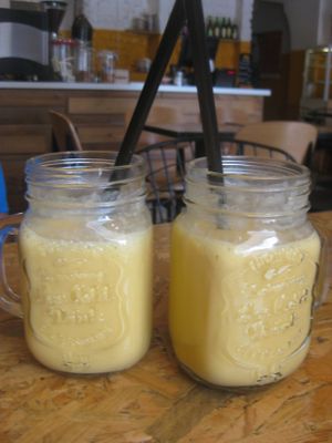 Homemade mango lemonade at Mango Vegan Street Food - Bracka in Warsaw