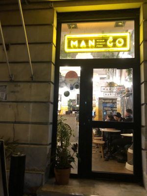 Entrance at Mango Vegan Street Food - Bracka in Warsaw