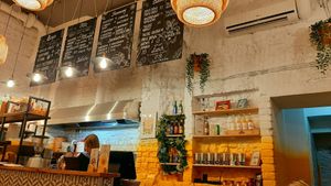 Counter at Mango Vegan Street Food - Bracka in Warsaw