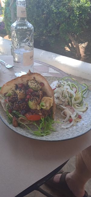 Vegan Shawarma de Jackfruit ❤️ at Caos in Ibiza