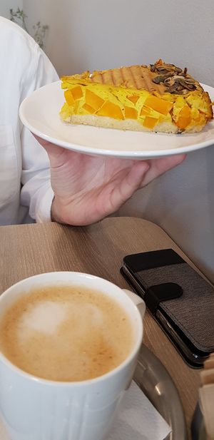 Breakfast pumpkin quiche at Veggie Garden in Prague